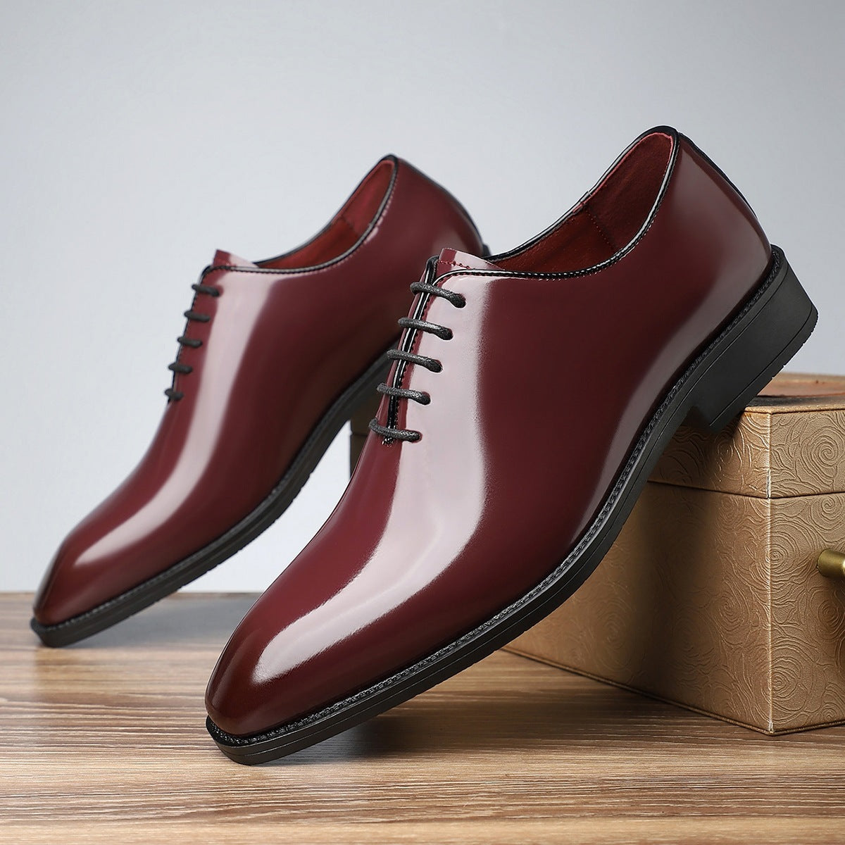 British Style Fashion Business Glossy Pointed Toe Comfortable All-matching Men&